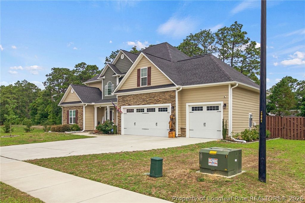 3125 Cragburn Place, Fayetteville, NC 28306 — photo 2
