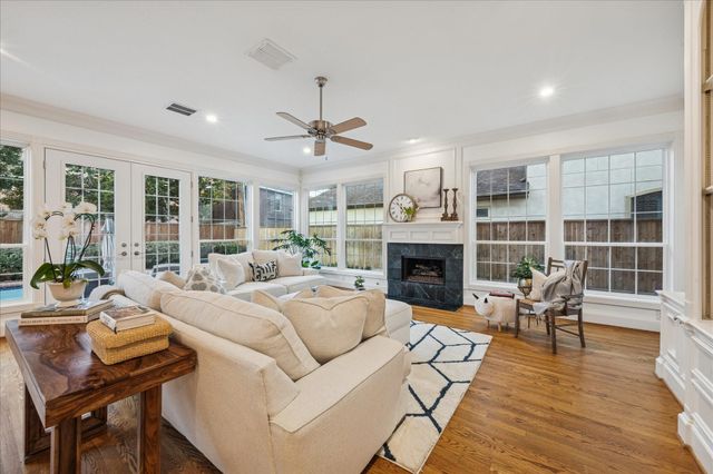 4814 Wedgewood Drive, Bellaire, TX 77401