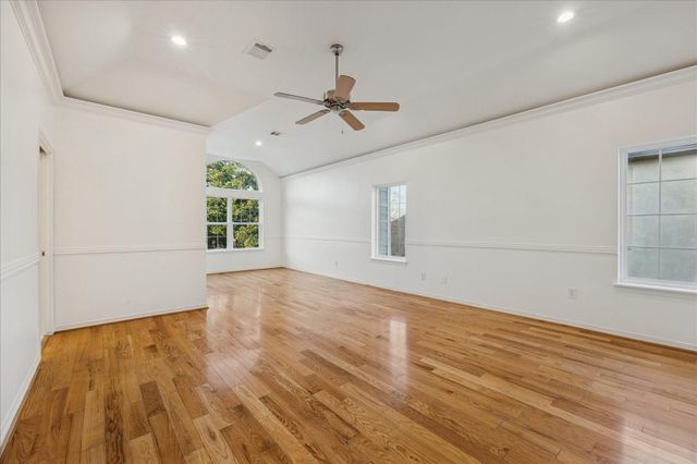 4814 Wedgewood Drive, Bellaire, TX 77401