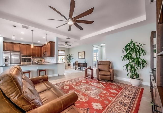 1038 VICTORIA HILLS DRIVE S, Deland, FL 32724