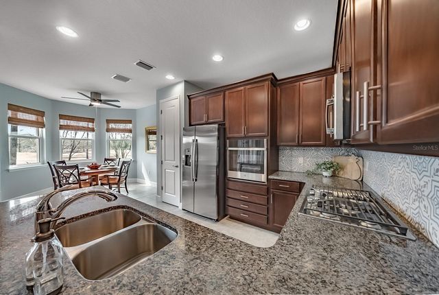 1038 VICTORIA HILLS DRIVE S, Deland, FL 32724