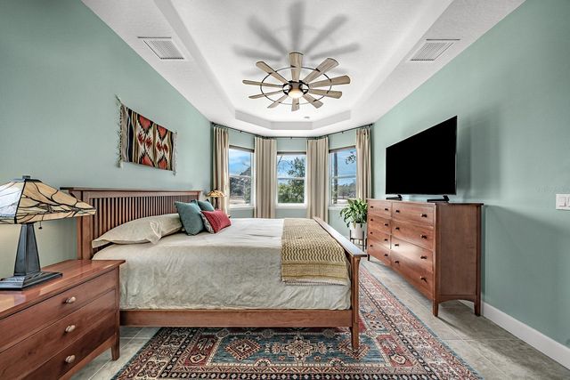 1038 VICTORIA HILLS DRIVE S, Deland, FL 32724