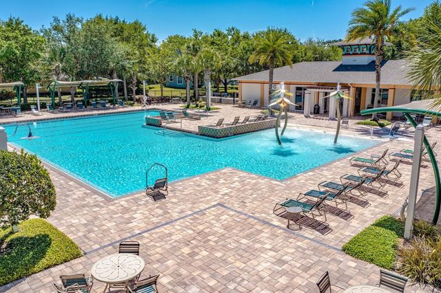 1038 VICTORIA HILLS DRIVE S, Deland, FL 32724