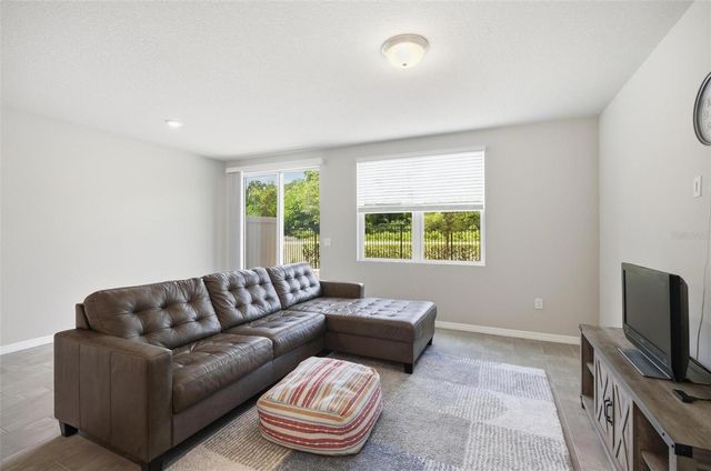 412 LEGACY LOOP, Davenport, FL 33896