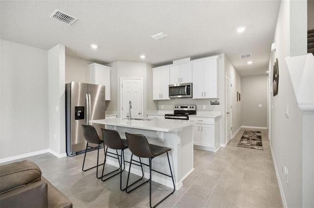 412 LEGACY LOOP, Davenport, FL 33896