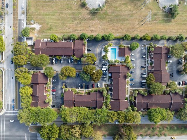 6236 SW 136th Ct B208, Miami, FL 33183