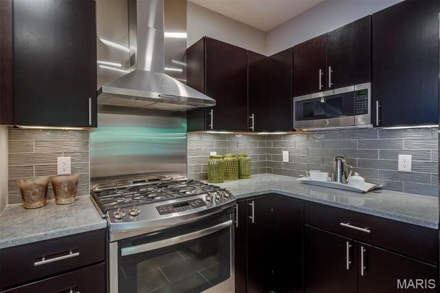 7552 Wydown Boulevard 1E, Clayton, MO 63105