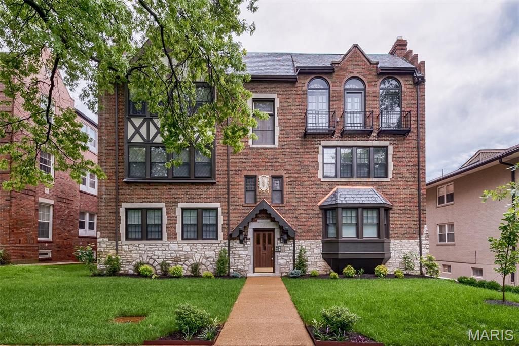 7552 Wydown Boulevard 1E, Clayton, MO 63105