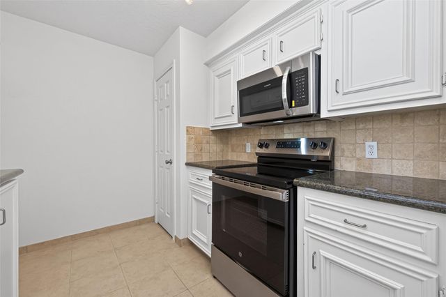 20275 Sunny Shores Drive, Humble, TX 77346