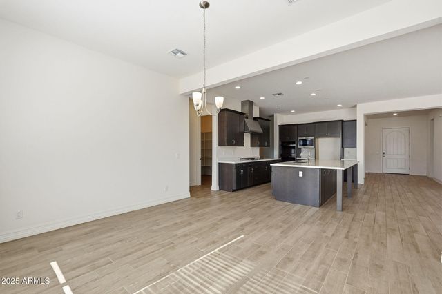 22877 E RUSSET Road, Queen Creek, AZ 85142