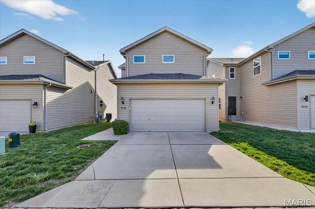 9736 Wilderness Battle Circle, St Louis, MO 63123