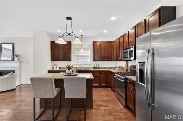 9736 Wilderness Battle Circle, St Louis, MO 63123