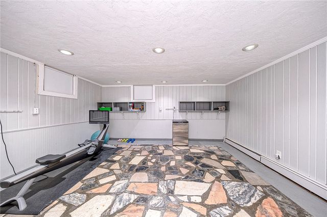 2353 Hollywood Drive, Blackridge, PA 15235