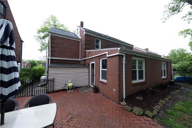 2353 Hollywood Drive, Blackridge, PA 15235