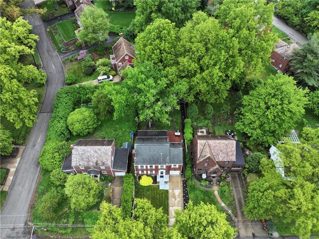 2353 Hollywood Drive, Blackridge, PA 15235