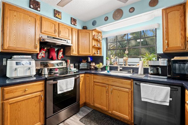 12005 WREN COURT, New Port Richey, FL 34654