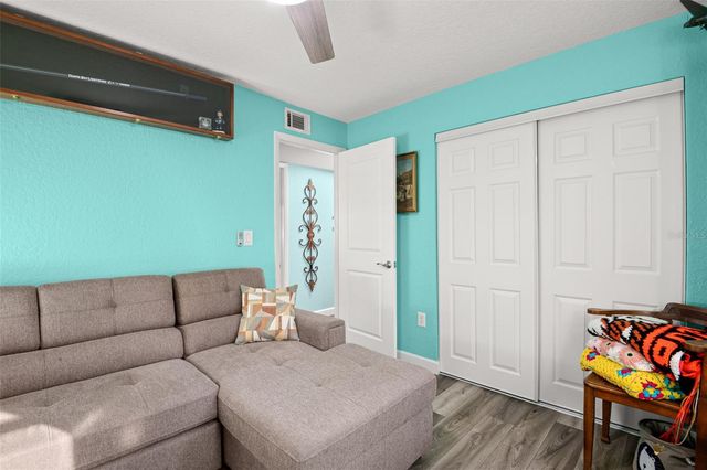 12005 WREN COURT, New Port Richey, FL 34654