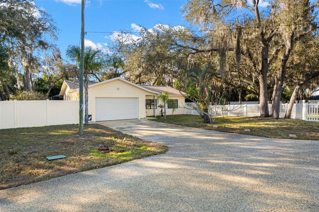 12005 WREN COURT, New Port Richey, FL 34654