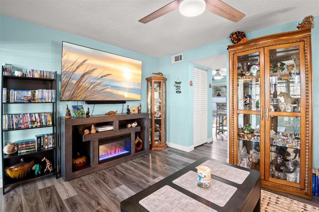 12005 WREN COURT, New Port Richey, FL 34654