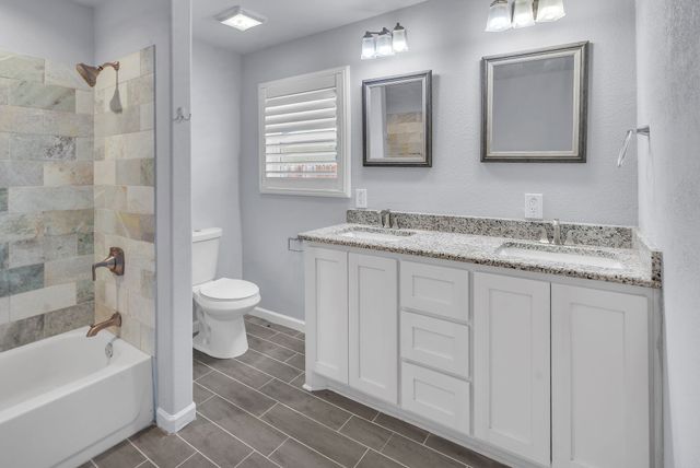 2933 S Hills Avenue, Fort Worth, TX 76109