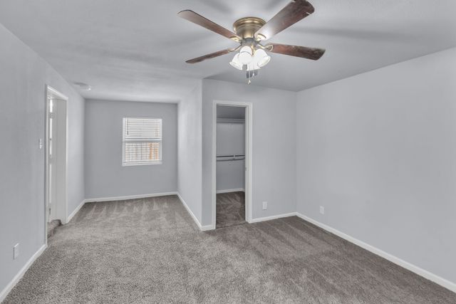 2933 S Hills Avenue, Fort Worth, TX 76109