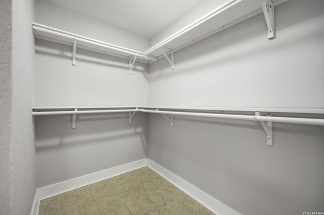 221 E FRENCH PL, San Antonio, TX 78212