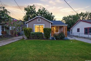 221 E FRENCH PL, San Antonio, TX 78212