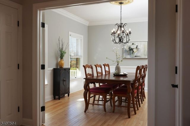 82 Oxford Pl, Hillsborough Twp., NJ 08844