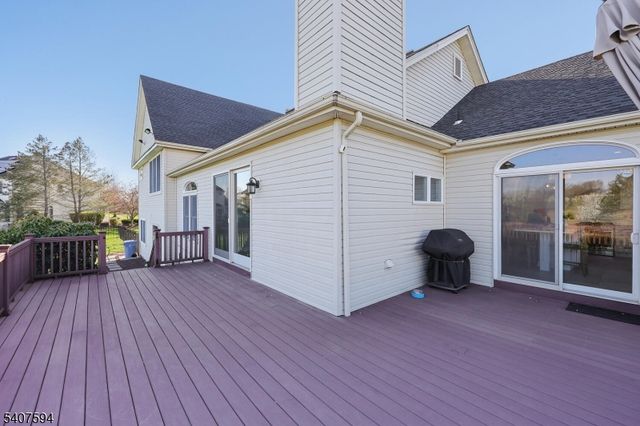 82 Oxford Pl, Hillsborough Twp., NJ 08844
