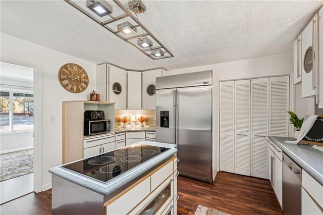 7070 Cagle Drive, Cumming, GA 30041