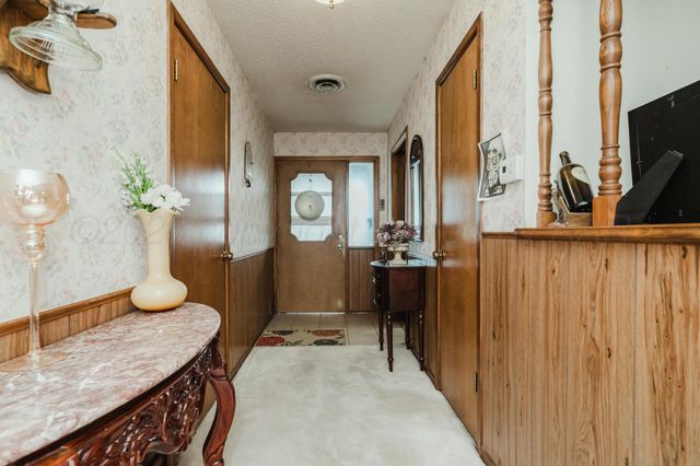 206 N CROSBY Avenue, Tulia, TX 79088