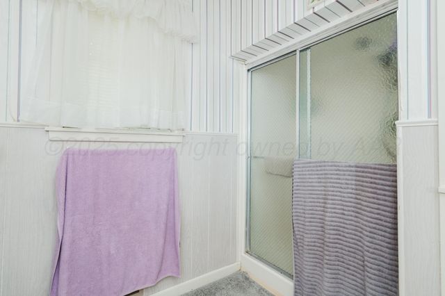 206 N CROSBY Avenue, Tulia, TX 79088