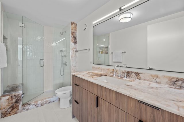 545 N Dearborn Street 3301, Chicago, IL 60654