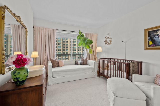 545 N Dearborn Street 3301, Chicago, IL 60654