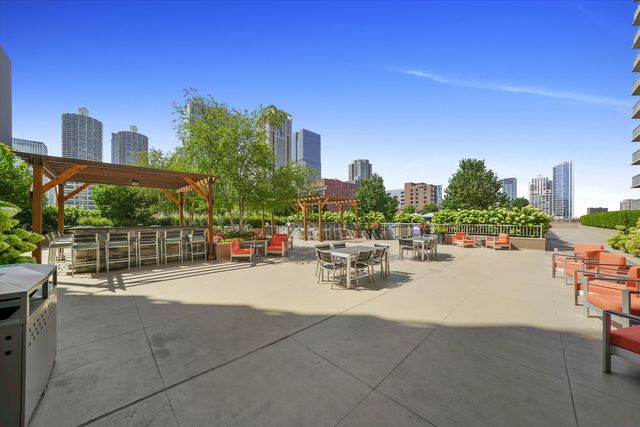 545 N Dearborn Street 3301, Chicago, IL 60654