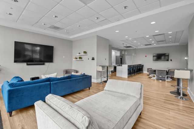 545 N Dearborn Street 3301, Chicago, IL 60654