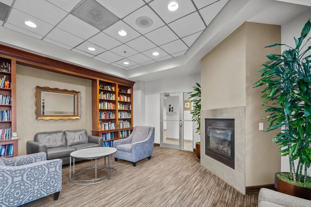 545 N Dearborn Street 3301, Chicago, IL 60654