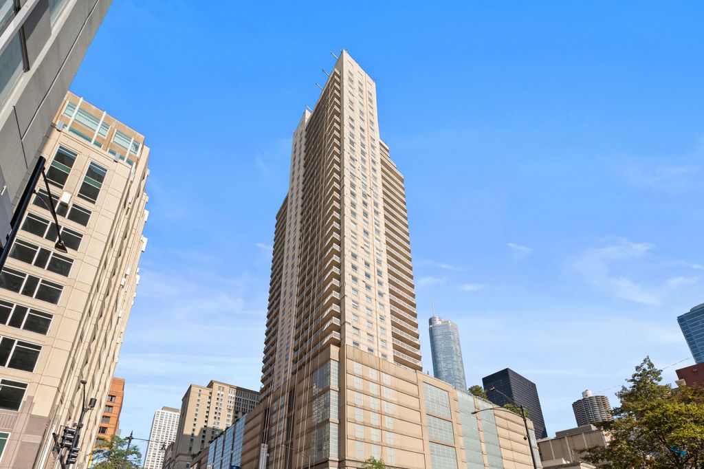 545 N Dearborn Street 3301, Chicago, IL 60654