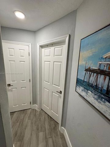 6105 Funston St, Hollywood, FL 33023
