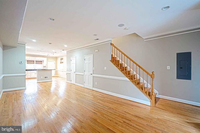 1535 GALES ST NE, Washington, DC 20002