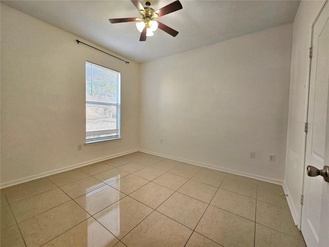 18058 VILLA CREEK DRIVE 18058, Tampa, FL 33647