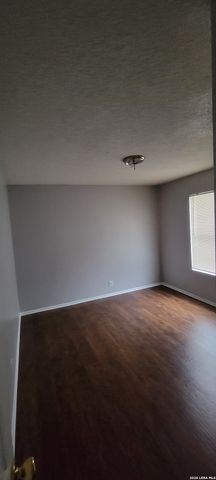 3434 Gateway, San Antonio, TX 78210