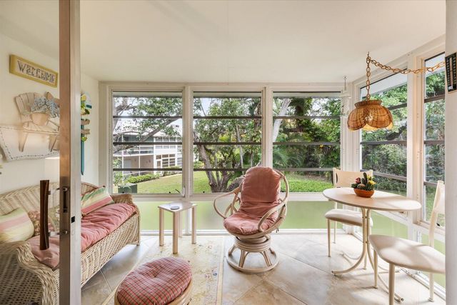 2929 SE Ocean Boulevard 104-7, Stuart, FL 34996