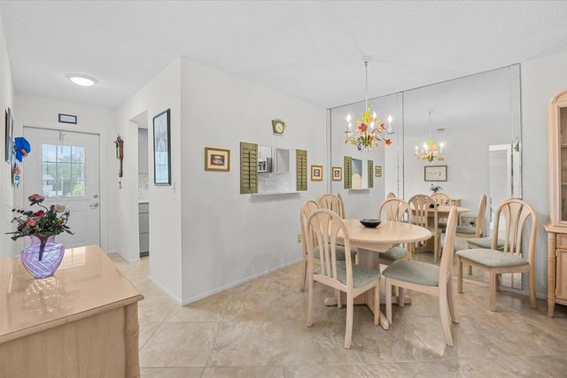 2929 SE Ocean Boulevard 104-7, Stuart, FL 34996