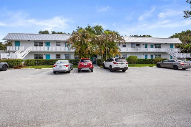2929 SE Ocean Boulevard 104-7, Stuart, FL 34996