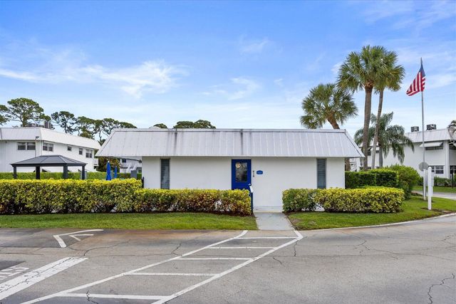 2929 SE Ocean Boulevard 104-7, Stuart, FL 34996