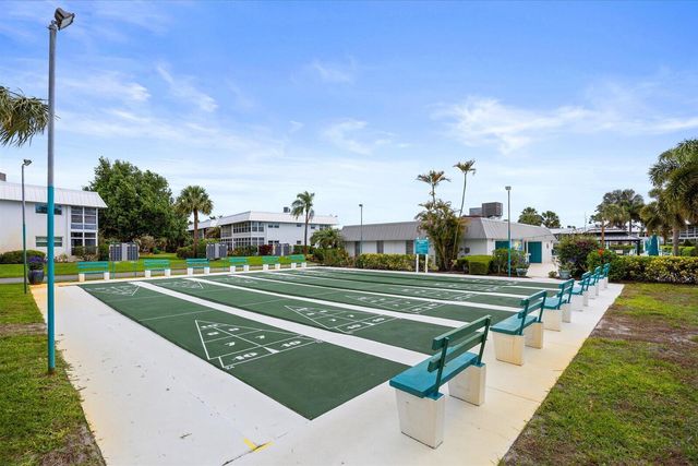 2929 SE Ocean Boulevard 104-7, Stuart, FL 34996