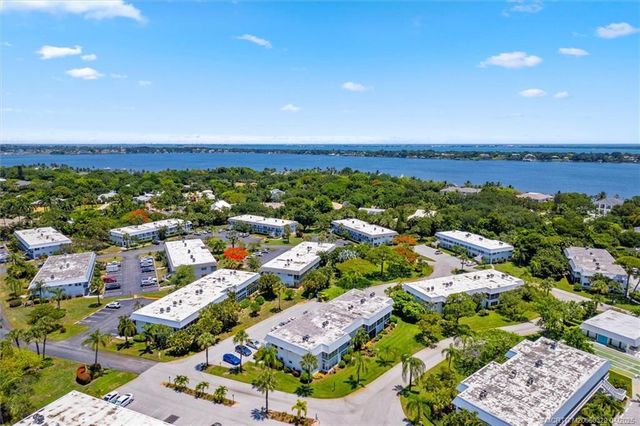 2929 SE Ocean Boulevard 104-7, Stuart, FL 34996
