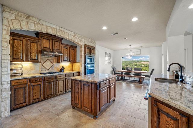 510 Wagon Wheel TRL, Bertram, TX 78605