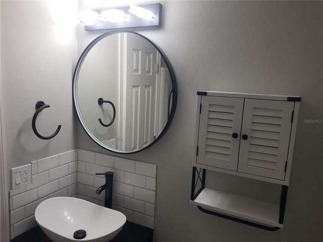 311 58TH AVENUE E 311, Bradenton, FL 34203